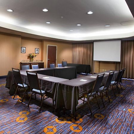 Courtyard By Marriott Fayetteville Εξωτερικό φωτογραφία